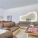 Old School House By Interhome Villa *