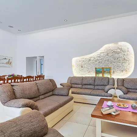 Old School House By Interhome Villa *